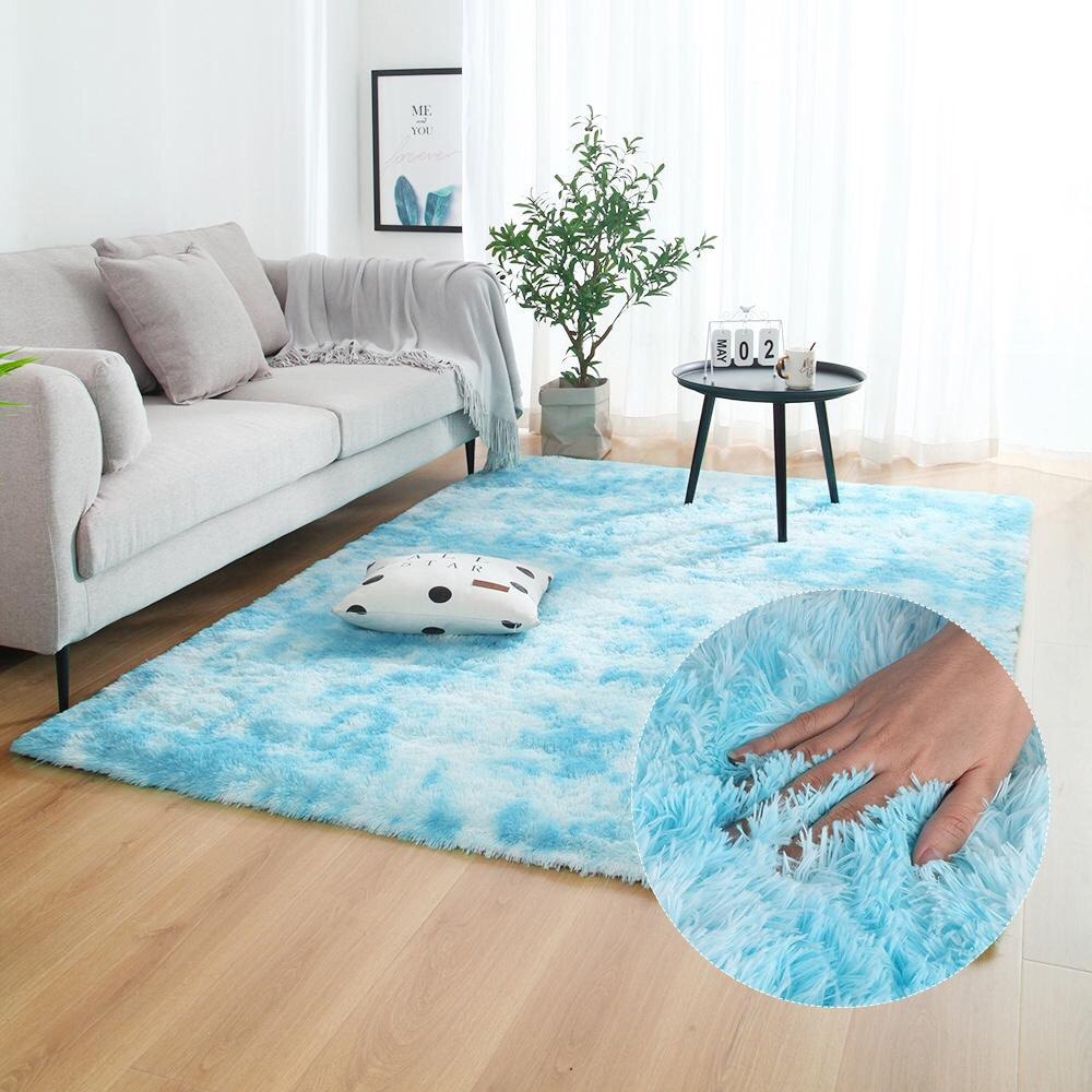 Fluffy Carpet - Light Blue and White_0