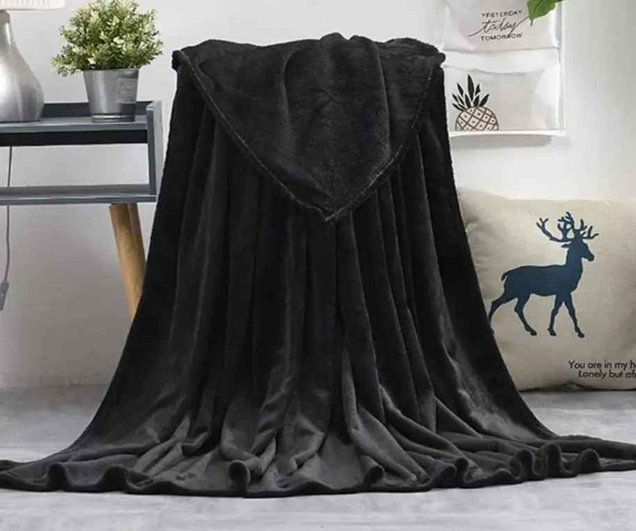 Fleece Throw Blanket - Black_0